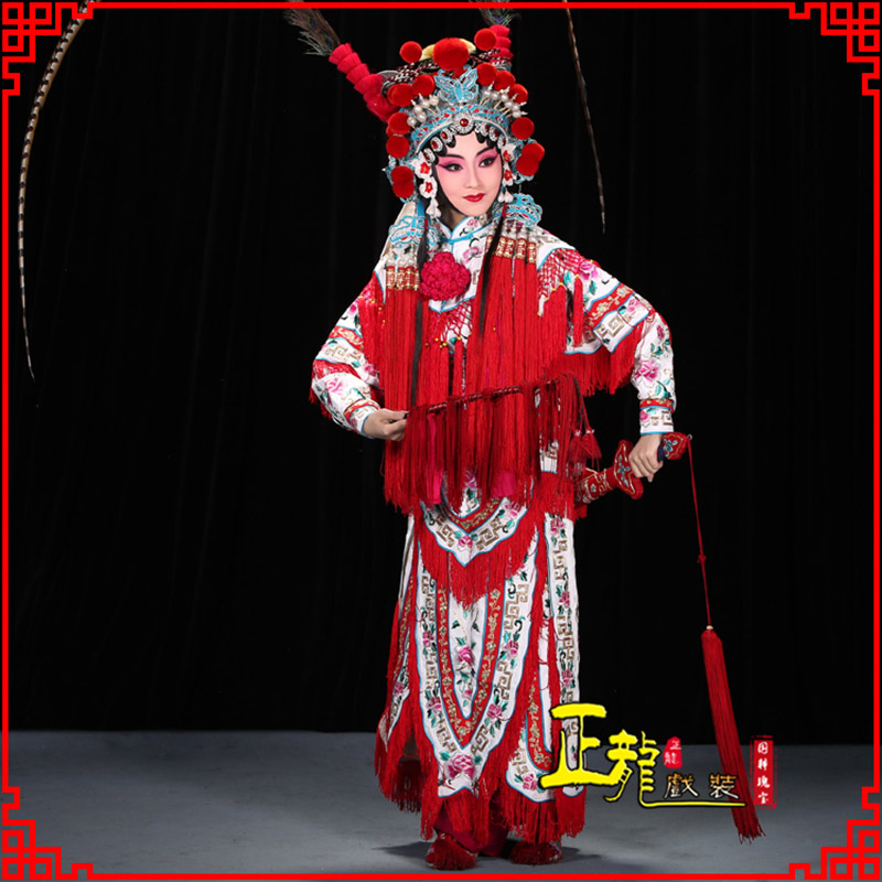 仙桃刀马旦改容战父 软绉镶边女改良靠